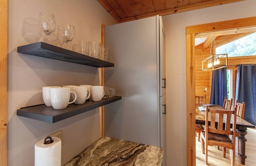 Almond Cabina | Stackstone Ridge- Gorgeous View!