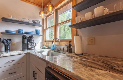 Almond Cabina | Stackstone Ridge- Gorgeous View!