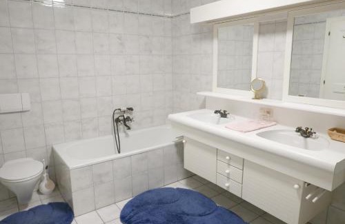 Hallein Apartamento | Stadtwohnung Franz bis 6 Personen Hallein bei Salzburg