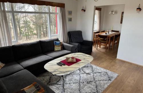 Borgarnes Villa | Stafholtsey