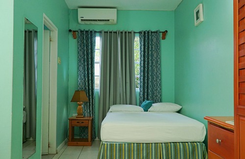 Buccoo Hotel | Habitación estándar con dos camas.