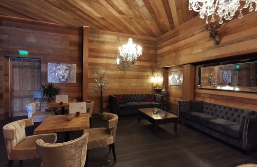 Horley Hotel | Stanhill Court Hotel, a member of Radisson Individuals