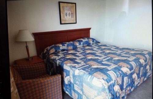 Niagara Falls Hotel | Star Inn by Elevate Rooms