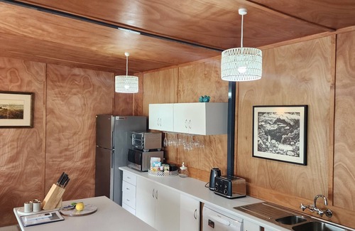 Richmond Downs Casa | Starlight Valley - where the Earth reaches up to kiss the sky.