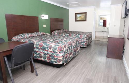 West San Antonio Hotel | Starlite Motel