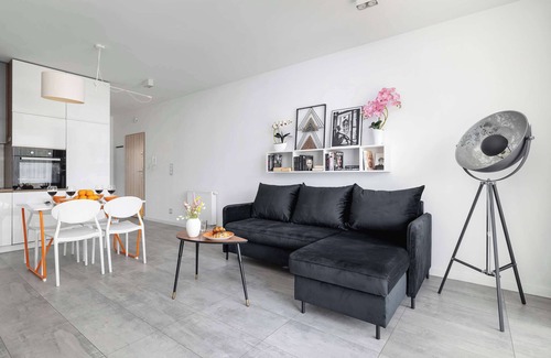 Bielsko-Biala Apartamento | Starzyńskiego 7 | Bielsko-Biała | Modern Apartment | Mountain View | Parking | B