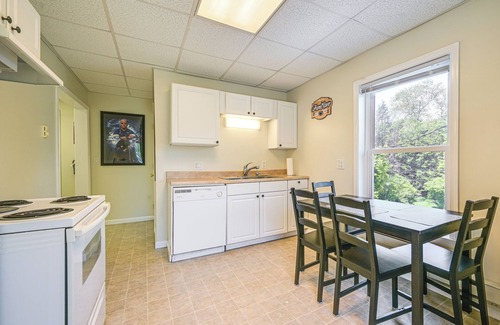 State College Apartamento | State College Apartment: Walk to Beaver Stadium!