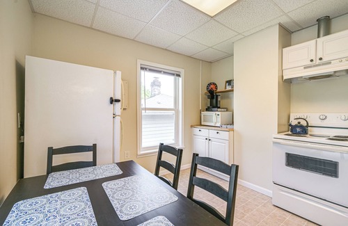 State College Apartamento | State College Apartment: Walk to Beaver Stadium!
