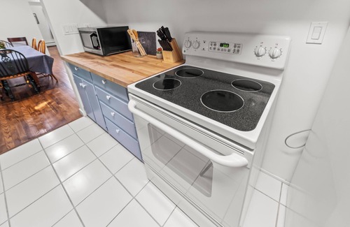 State College Casa | State College home close to everything!