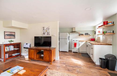 Pullman Apartamento | State Street Cottage, Suite 1