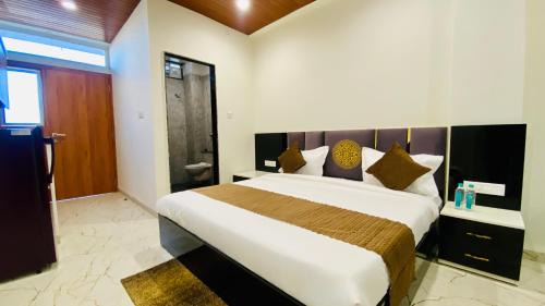 Indore Apartamento | Stay 10 Parallel Apartment Hotel