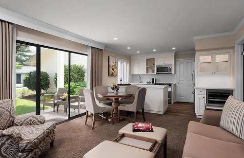 Napa Hotel | Stay Close to Black Stallion Winery! 2 Relaxing Units w/ Kitchen & FREE Parking!