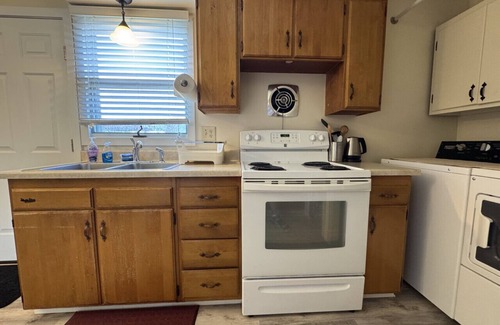 Miles City Apartamento | Stay Play and Enjoy at our Condo