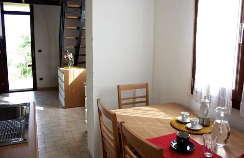 Casalfiumanese Apartamento | Stay with Balcony Views