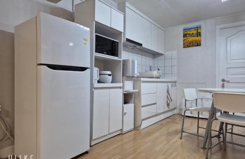 Nonhyeon-dong Casa | Stay179 Guesthouse - Female only