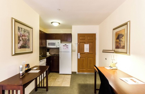 Montopolis Hotel | Staybridge Suites Austin Airport by IHG