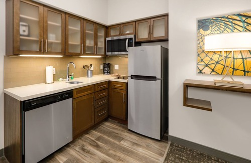 Bricktown Hotel | Staybridge Suites Oklahoma City Dwtn - Bricktown by IHG