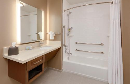 Oklahoma City Boathouse District Hotel | Staybridge Suites - Oklahoma City - Downtown by IHG