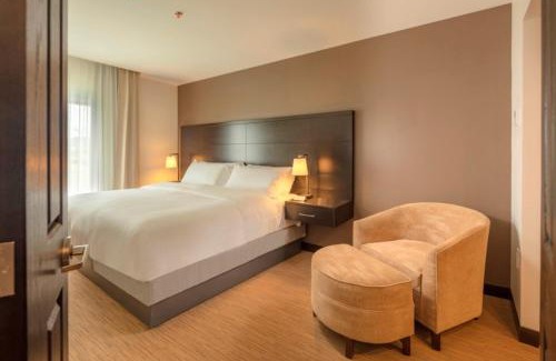 Saltillo Hotel | Staybridge Suites - Saltillo by IHG