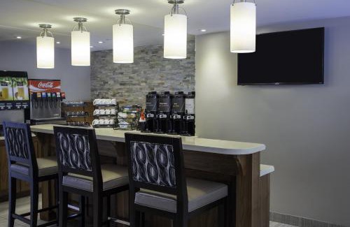 Vaughan Hotel | Staybridge Suites Toronto - Vaughan South by IHG