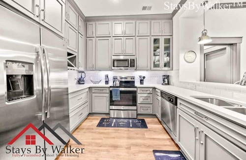 Charlotte Condominio | StaysByWalker SouthPark 2BR KingBed! Gym/Pool/Spa