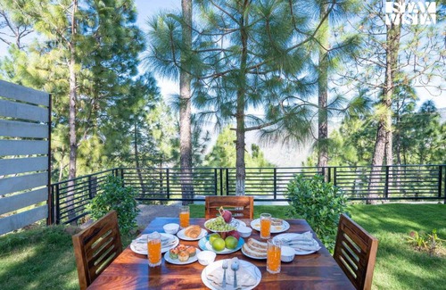 Solan Villa | StayVista at Walk in the Woods