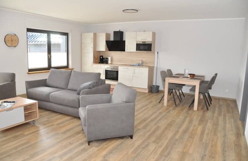 Hergarten Apartamento | Steakhaus Büffel Ferienwohnung 2 85 qm Groß