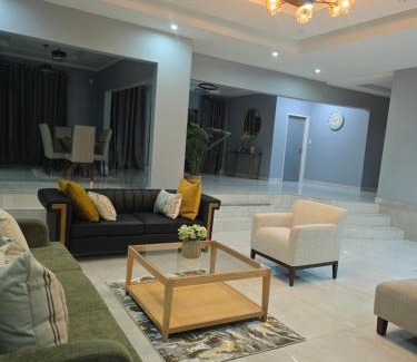 Maun Apartamento | Stegor Suites