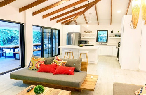 Palm Beach Estates Casa | Casa Bonita - hermosa casa de playa con 4 camas y una gran piscina