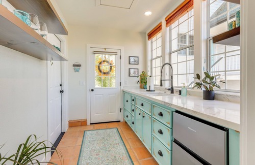 Sutter Creek Cabaña | Steps to Sutter Creek: Chic Wine Country Cottage