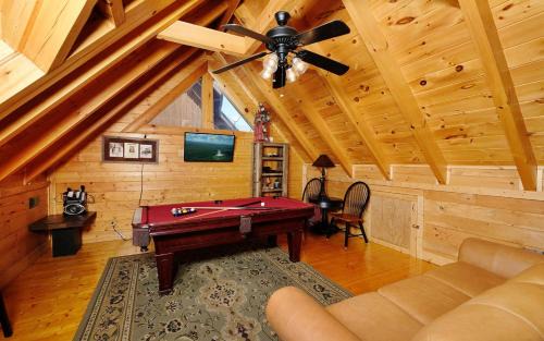 Sevierville Villa | Still Life