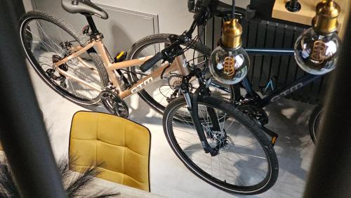 Ustrzyki Dolne Apartamento | Stodoła Orłów - Domek z Jacuzzi na wyłączność