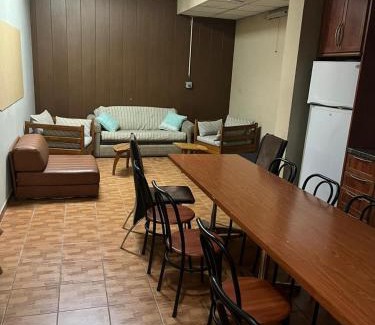 Kfardebian Apartamento | Stone Chalets