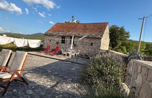 Central Dalmatia Apartamento | Stone cottage Aria
