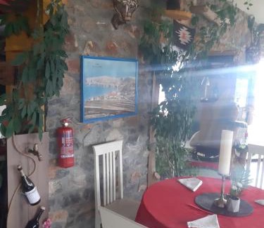 Udenisht Otro | Stone dream