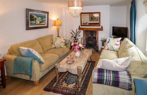 Pontblyddyn Casa | Stone Houses