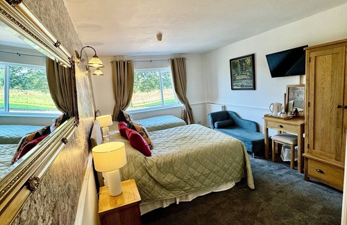 Kelbrook Hotel | Stone trough hotel