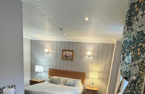 Kelbrook Hotel | Stone trough hotel