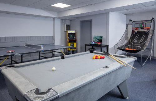 Uckington Hotel | Stratford Manor Hotel