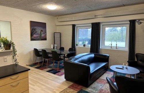 Struer Apartamento | Struer Festcenter - Vest Bowl lejlighed 2 Bredgade 62 A