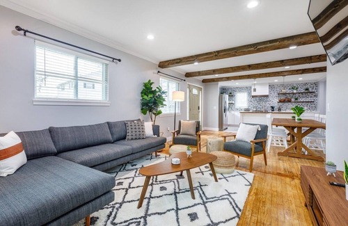 White Lake Casa | Stunning Three Bedroom Lake Escape