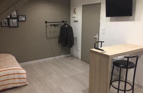 Belfort Apartamento | Studio, étage 3, spacieux refait à neuf