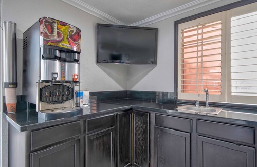 Carousel Hotel | Studio 6 Suites – San Bernardino, CA