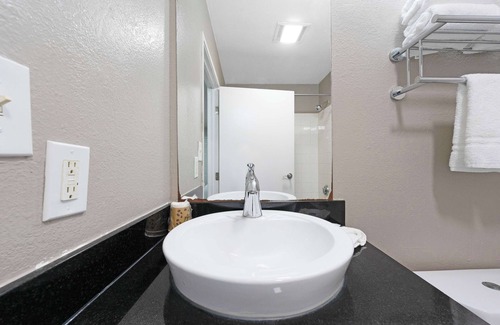 Tucker Hotel | Studio 6 Tucker, GA - Atlanta Northlake