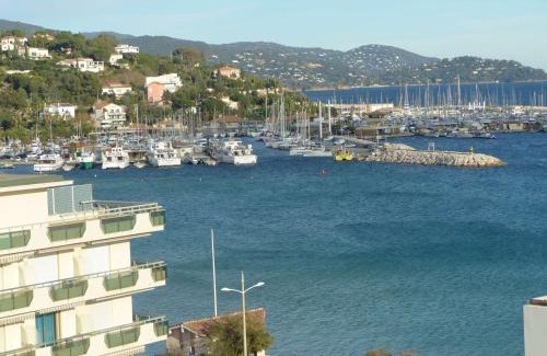 Le Lavandou Apartamento | Studio avec Vue Mer, Terrasse, Climatisation et Parking au Lavandou - FR-1-308-161