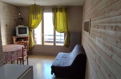 Barcelonnette Apartamento | Studio cabine 26m² avec balcon sud-ouest à Barcelonnette - FR-1-804-45