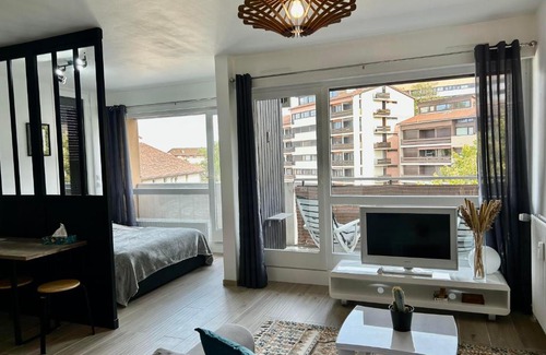 Thonon-les-Bains Apartamento | Studio centre-ville, proche des thermes