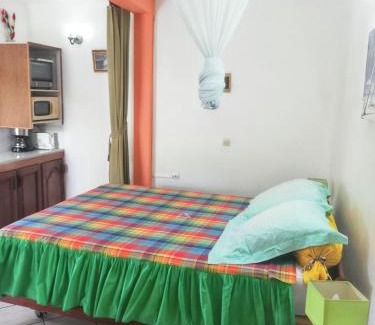 Trois-Rivieres Apartamento | Studio charmant à Sainte-Luce, 28 m², terrasse et jardin.