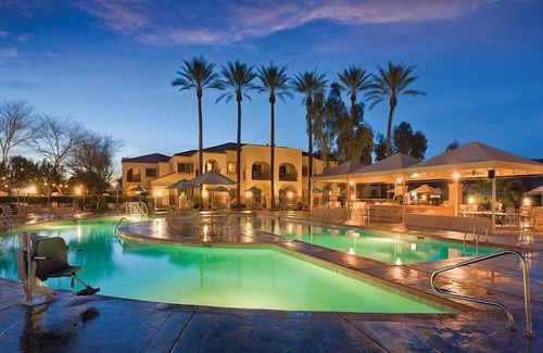 South Mountain Condominio | Studio Condo Stunning Pools & Golf!