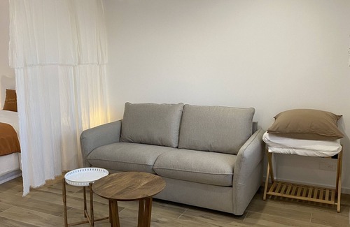 Saint-Martin-de-la-Place Apartamento | Studio des Mariniers - Saint Martin de la Place, au Bord de la Loire !